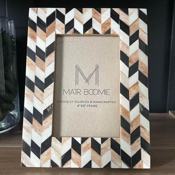 NWOT Artemis Frame - Matr Boomie - brown and black - 4" x 6" - Picture 3 of 4